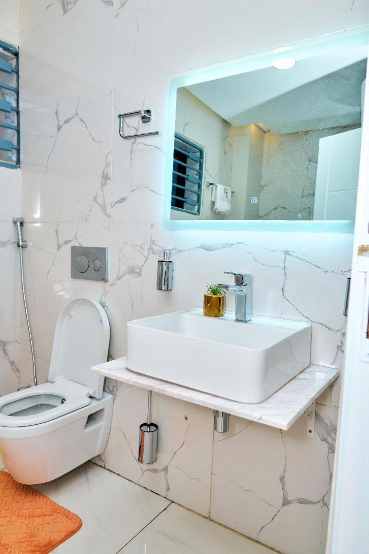 Reddington By Jvte Aparthotel Douala Exterior photo